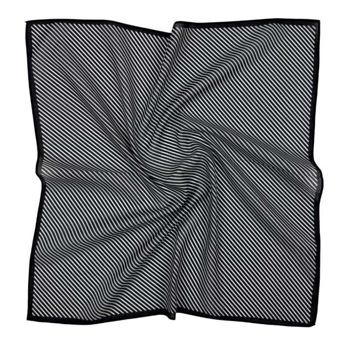 Gawroszka Czarne Linie 53x53 cm w czarno-białe paski