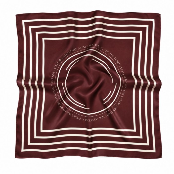 burgundowa jedwabna apaszka z kremowym motywem geometrycznym - linia minimal