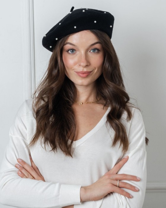 beret_czarny_wysadzany_perełkami_2.jpg