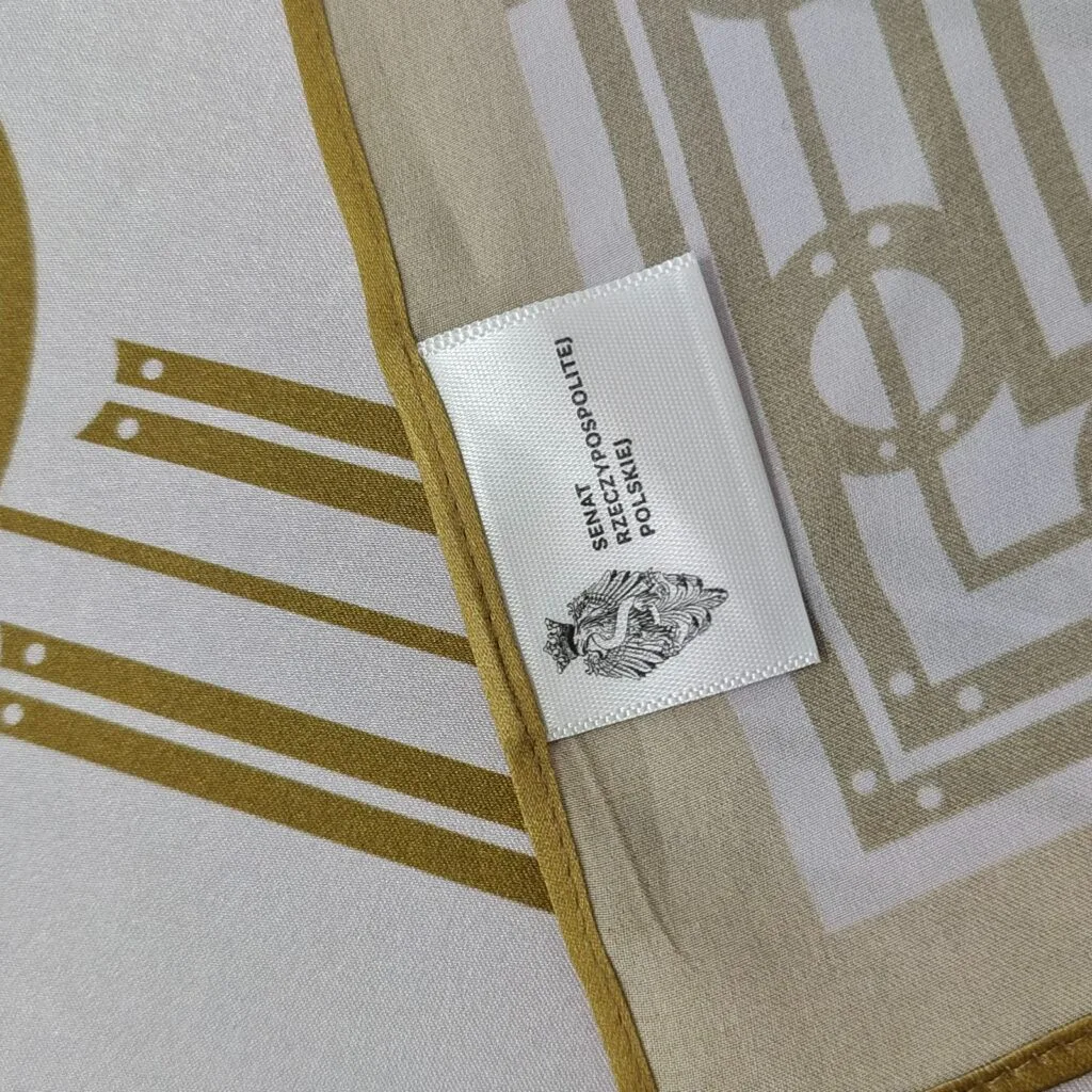 Nasze realizacje – apaszki dla instytucji, Silk Avenue